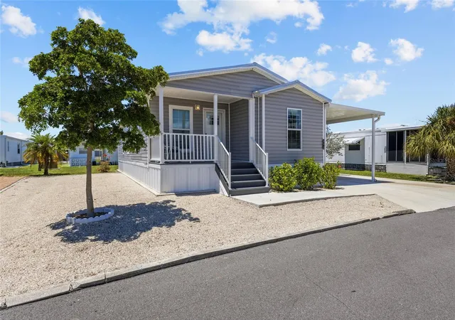 1st image of 892 Grado Dr, Venice, FL 34285 | MLS# N6145329