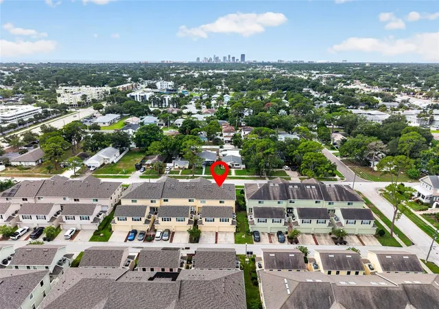 35th image of 217 49th Ave N, Saint Petersburg, FL 33703 | MLS# TB8537869