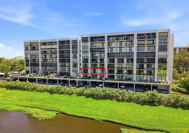Photo 3 of Condo for sale at 220 Belleview Blvd #207, Belleair, FL 33756 | MLS# TB8537873 | Listing updated on 2026-10-06