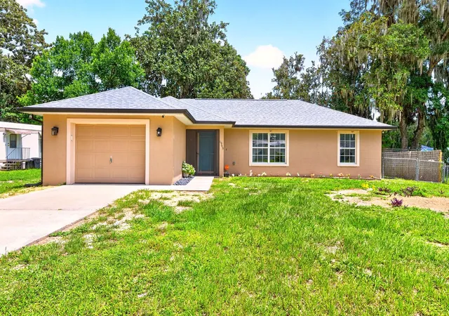1st image of 1965 Cr 439d, Lake Panasoffkee, FL 33538 | MLS# O6432667