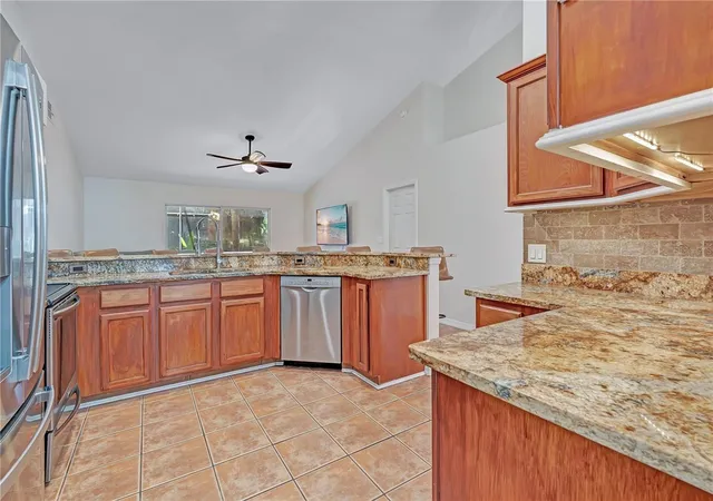 Photo 4 of Single family home for sale at 836 Elm Forest Dr, Minneola, FL 34715 | MLS# O6432669 | Listing updated on 2026-08-16