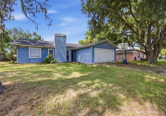 2nd image of 3135 Cross Fox Dr, Mulberry, FL 33860 | MLS# TB8537881