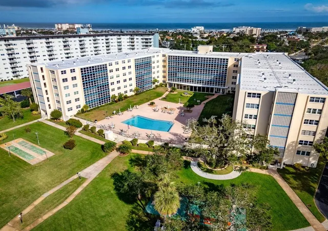 1st image of 1224 S Peninsula Dr #621, Daytona Beach, FL 32118 | MLS# GC542658