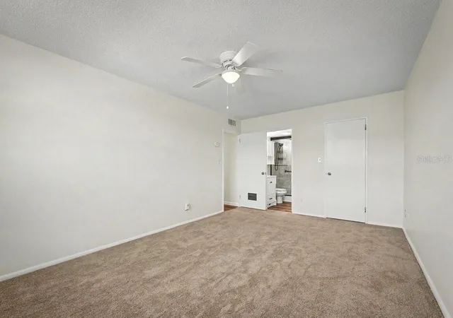 2nd image of 1224 S Peninsula Dr, DAYTONA BEACH, FL 32118