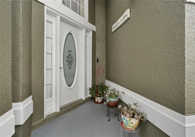 Photo 4 of Single family home for sale at 726 Rochester Loop, Davenport, FL 33897 | MLS# O6432687 | Listing updated on 2026-08-13