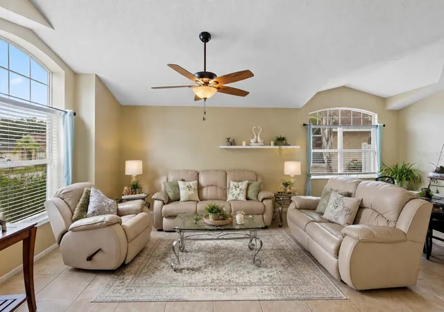 Photo 5 of Single family home for sale at 726 Rochester Loop, Davenport, FL 33897 | MLS# O6432687 | Listing updated on 2026-08-13