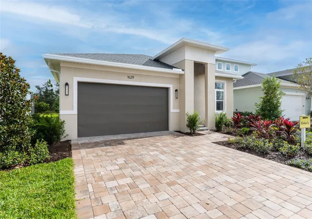 image of 1629 Lake Reserve Dr, Deland, FL 32724 | MLS# W7888480