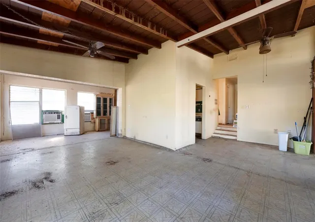 3rd image of 2956 Greenbriar St, Sarasota, FL 34237 | MLS# A4702699