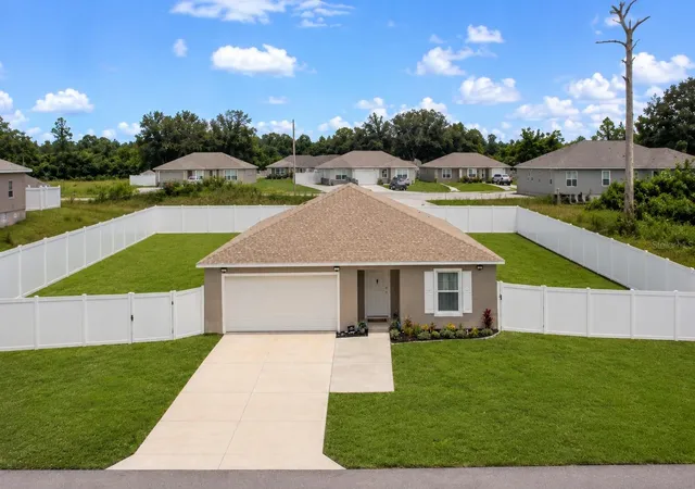Photo 1 of Single family home for sale at 120 Sparrow Ct, Kissimmee, FL 34759 | MLS# S5155438 | Listing updated on 2026-08-12
