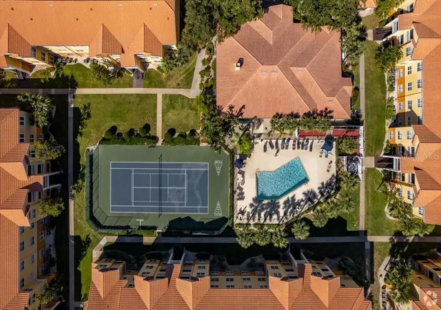 Listing Photo 2 - Condo for sale in building located at 10764 70Th Ave, Seminole, FL 33772 - Unit #1304