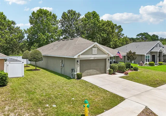 Photo 4 of Single family home for sale at 16214 Vine Cliff Ave, Hudson, FL 34667 | MLS# TB8537915 | Listing updated on 2026-09-28