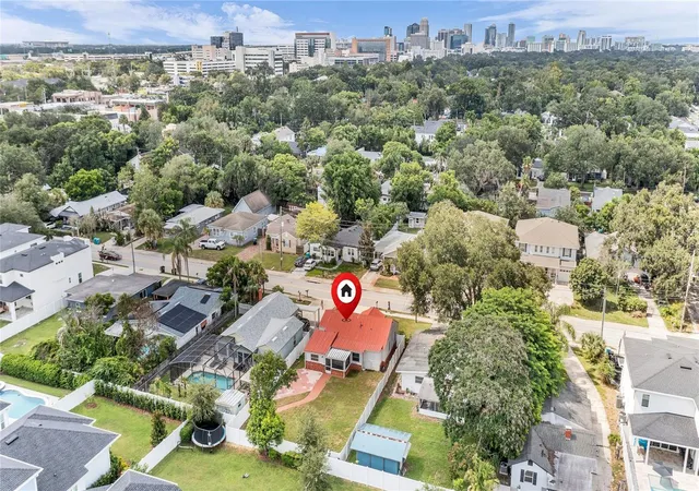 52nd image of 220 E Grant St, Orlando, FL 32806 | MLS# O6432717