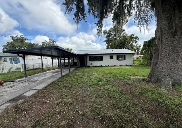 Photo 2 of Single family home for sale at 430 Lucille St, Bartow, FL 33830 | MLS# B4902331 | Listing updated on 2026-09-03