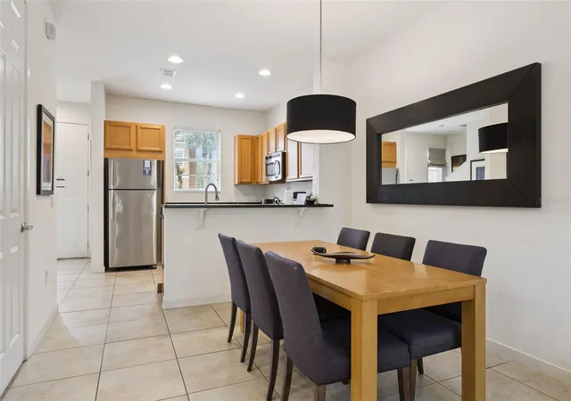 Photo 4 of Townhouse for sale at 2711 Coupe St, Kissimmee, FL 34746 | MLS# O6432726 | Listing updated on 2026-08-12