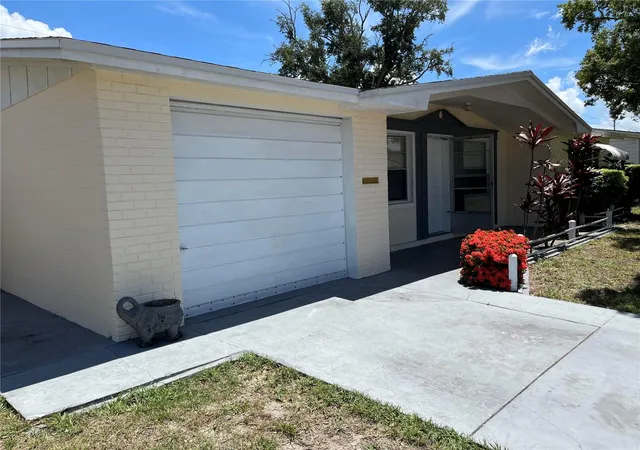 Photo 1 of Single family home for sale at 3632 Pensdale Dr, New Port Richey, FL 34652 | MLS# O6432729 | Listing updated on 2026-09-05