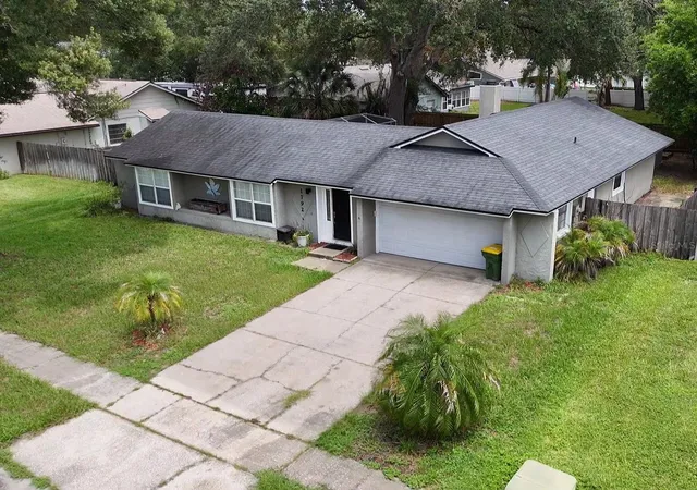 Photo 3 of Single family home for sale at 1792 Pam Cir, Belle Isle, FL 32809 | MLS# O6432731 | Listing updated on 2026-08-21