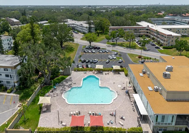 Listing Photo 4 - Condo for sale in building located at 2295 Americus Blvd E, Clearwater, FL 33763 - Unit #59