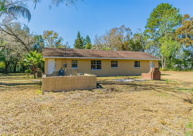 5th image of 3902 Autumn Palm Dr, Zephyrhills, FL 33541 | MLS# TB8537954