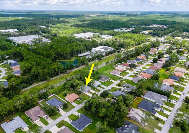3rd image of 33 Wellwood Ln, Palm Coast, FL 32164 | MLS# FC320609