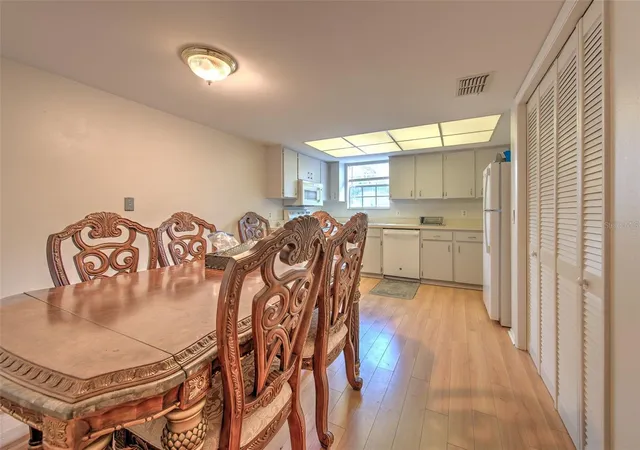 Photo 3 of Condo for sale at 14454 Reuter Strasse Cir #712, Tampa, FL 33613 | MLS# TB8537959 | Listing updated on 2026-10-07
