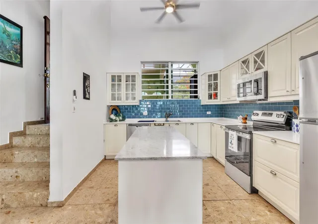 Photo 3 of Townhouse for sale at 11 Harbour View Dr, Humacao, PR 00791 | MLS# PR9123344 | Listing updated on 2026-08-12