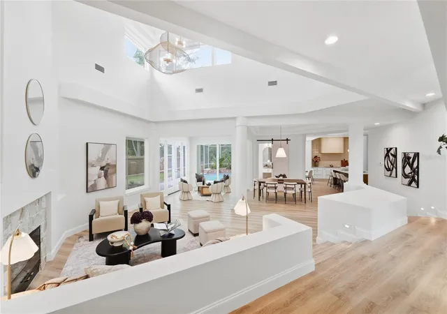 Photo 3 of Single family home for sale at 336 Ashford Ct, Lake Mary, FL 32746 | MLS# O6432766 | Listing updated on 2026-10-08
