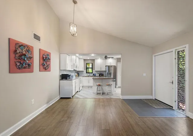 4th image of 5400 34Th St W #15D, Bradenton, FL 34210 | MLS# TB8537973