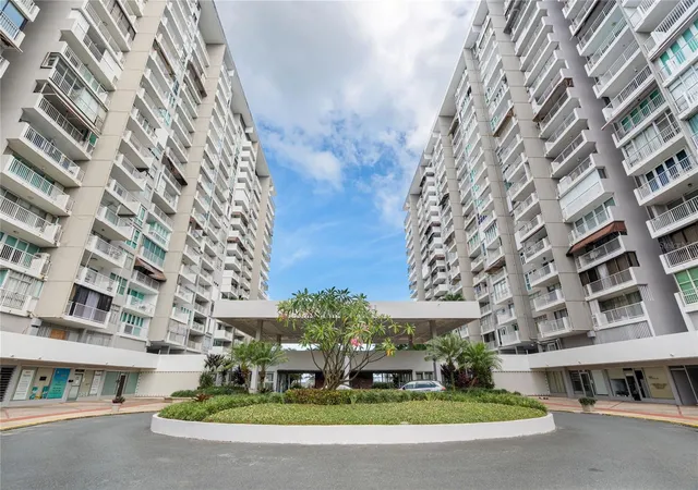 Photo 19 of Condo for sale at 5859 Isla Verde Ave #PH-2019, Carolina, PR 00979 | MLS# PR9123345 | Listing updated on 2026-09-02
