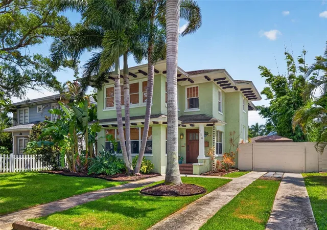 Photo 2 of Single family home for sale at 736 30th Avenue N, Saint Petersburg, FL 33704 | MLS# TB8537977 | Listing updated on 2026-10-17