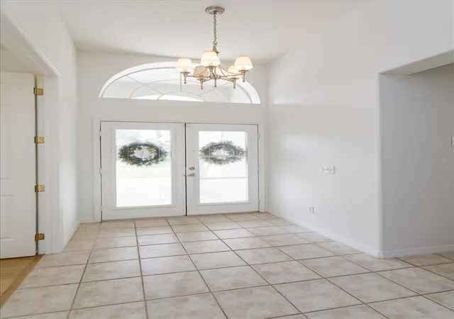 2nd image of 931 Vindale Rd, Tavares, FL 32778 | MLS# O6432778