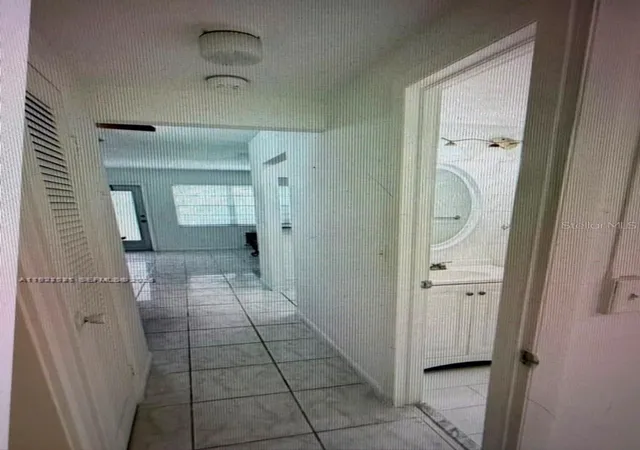 Photo 3 of Condo for sale at 163 Coventry G #163, West Palm Beach, FL 33417 | MLS# GC542665 | Listing updated on 2026-08-13