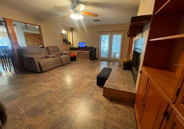 Photo 3 of Single family home for sale at 17530 SE Highway 452, Umatilla, FL 32784 | MLS# OM730194 | Listing updated on 2026-08-13