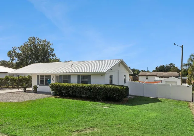 30th image of 220 Aldo Dr, Babson Park, FL 33827 | MLS# P4939569