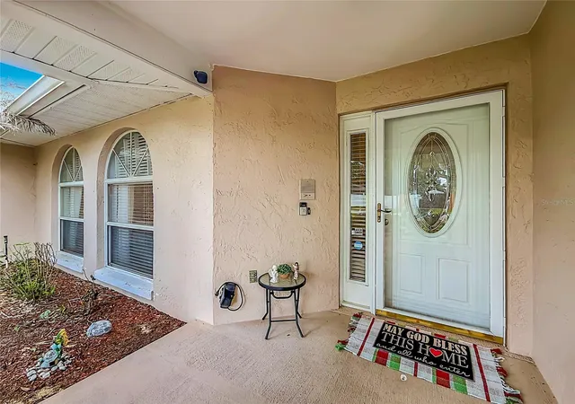 Photo 4 of Single family home for sale at 218 Glenridge Loop N, Lakeland, FL 33809 | MLS# L4964210 | Listing updated on 2026-09-21