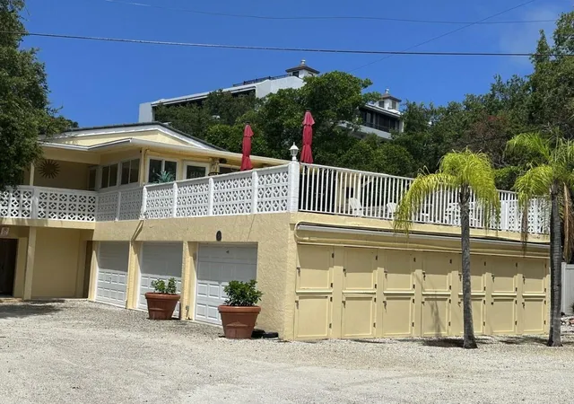 Photo 2 of Condo for sale at 5955 Midnight Pass Rd #21E, Sarasota, FL 34242 | MLS# A4702729 | Listing updated on 2026-08-26