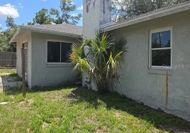 Photo 2 of Single family home for sale at 15601 Sw 46th Avenue Rd, Ocala, FL 34473 | MLS# O6432799 | Listing updated on 2026-08-12