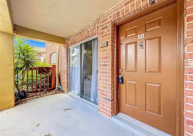 2nd image of 476 Banyon Tree Cir #104, Maitland, FL 32751 | MLS# O6432801