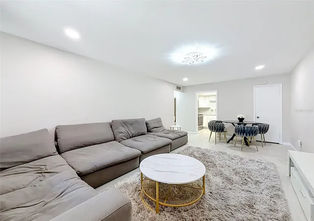 image of 476 Banyon Tree Cir #104, Maitland, FL 32751 | MLS# O6432801