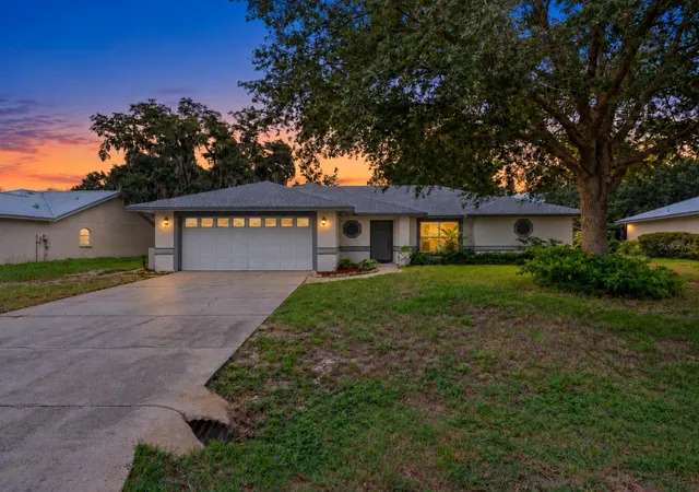 Single family home for sale at 1660 Gamewell Trl, LAKELAND, FL 33809 | MLS# L4964212