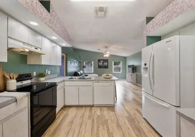 Photo 4 of Single family home for sale at 1660 Gamewell Trl, Lakeland, FL 33809 | MLS# L4964212 | Listing updated on 2026-09-19