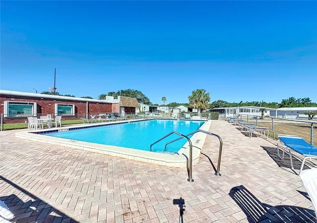 10th image of 125 Edgewood Blvd, Lake Wales, FL 33898 | MLS# S5155450