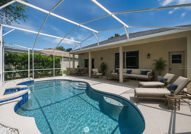 3rd image of 2424 Stone Cross Cir, Orlando, FL 32828 | MLS# O6432805