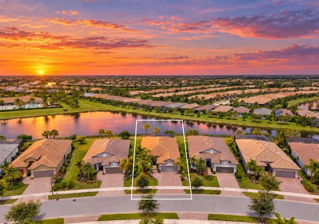 Photo 1 of Single family home for sale at 13061 Rinella St, Venice, FL 34293 | MLS# N6145332 | Listing updated on 2026-09-15