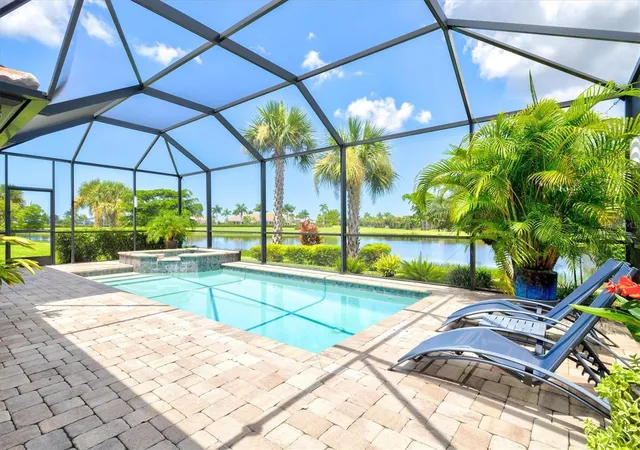 Photo 3 of Single family home for sale at 13061 Rinella St, Venice, FL 34293 | MLS# N6145332 | Listing updated on 2026-09-15
