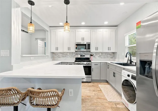 4th image of 5421 Gay St, Weeki Wachee, FL 34607 | MLS# TB8538007