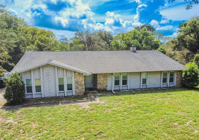 1st image of 799 E Lehigh Dr, Deltona, FL 32738 | MLS# V4950682