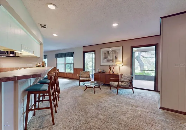 5th image of 799 E Lehigh Dr, Deltona, FL 32738 | MLS# V4950682