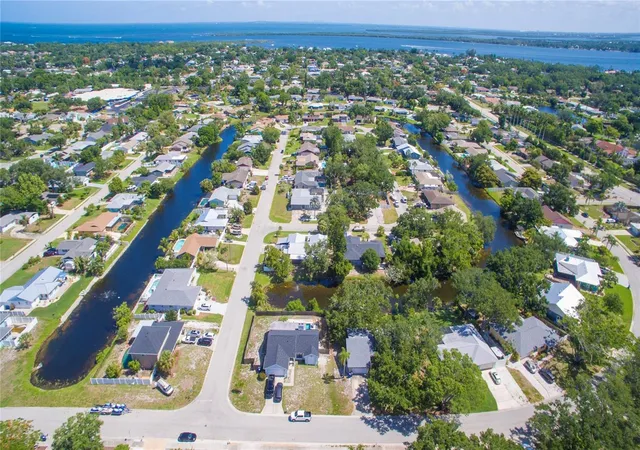 45th image of 7708 Nw 9th Ave Dr, Bradenton, FL 34209 | MLS# A4702739