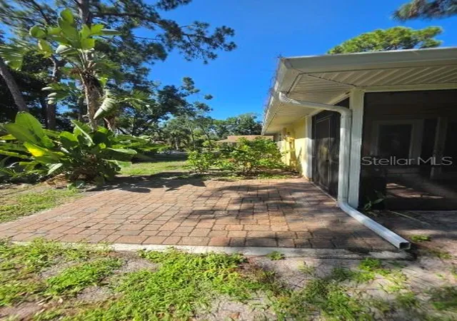 2nd image of 4643 Summerwind Dr, SARASOTA, FL 34234