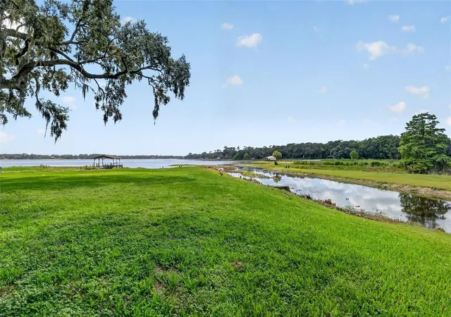 4th image of 13462 Se 108Th Court Rd, Ocklawaha, FL 32179 | MLS# OM730203